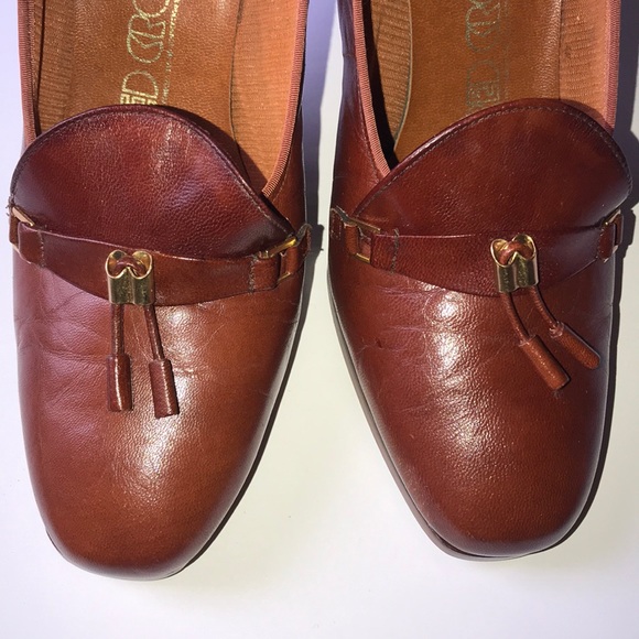 Vintage Red Cross shoes - Picture 6 of 6